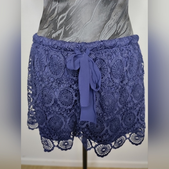 HeartSoul Navy Blue Women's Shorts - Picture 2 of 6